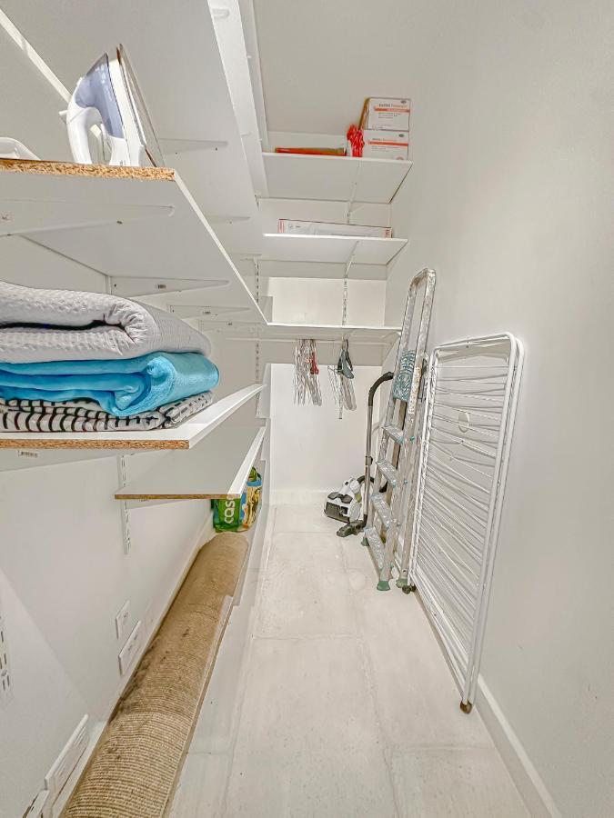 Appartement Les Portes Du Chateau Beaucairois à Beaucaire  Extérieur photo